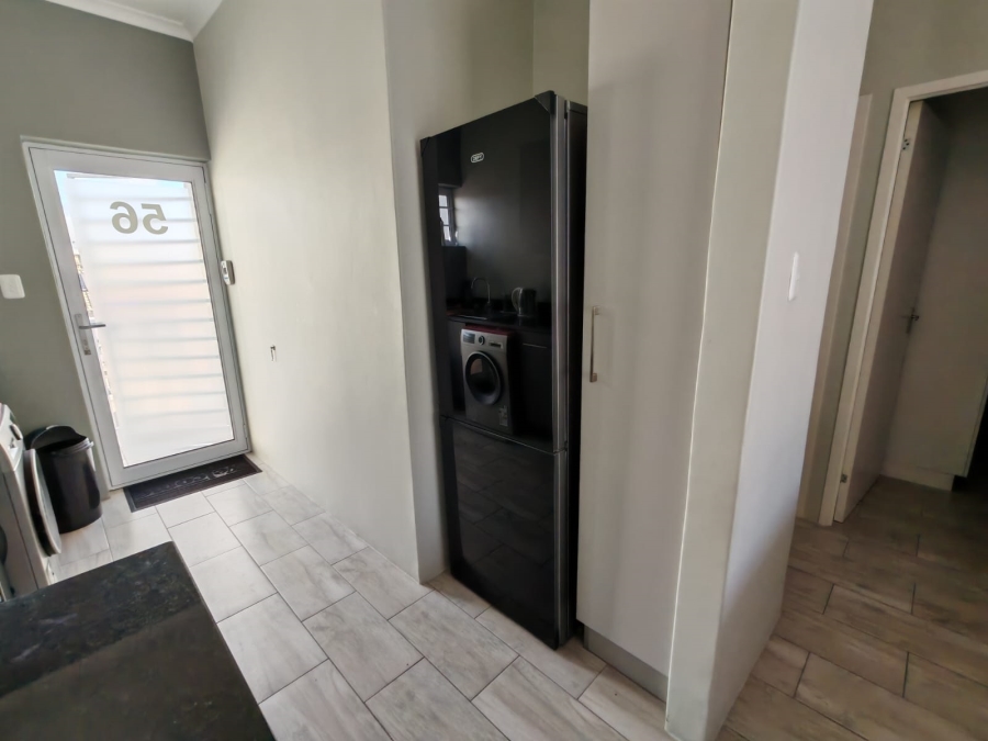 To Let 2 Bedroom Property for Rent in More Grove Eastern Cape